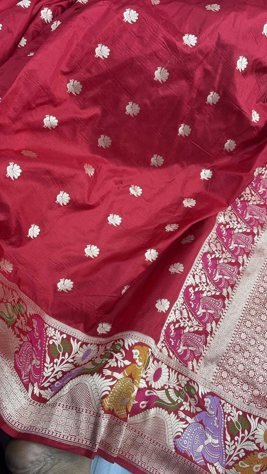 Crimson Meenakari Heritage Saree - View 3