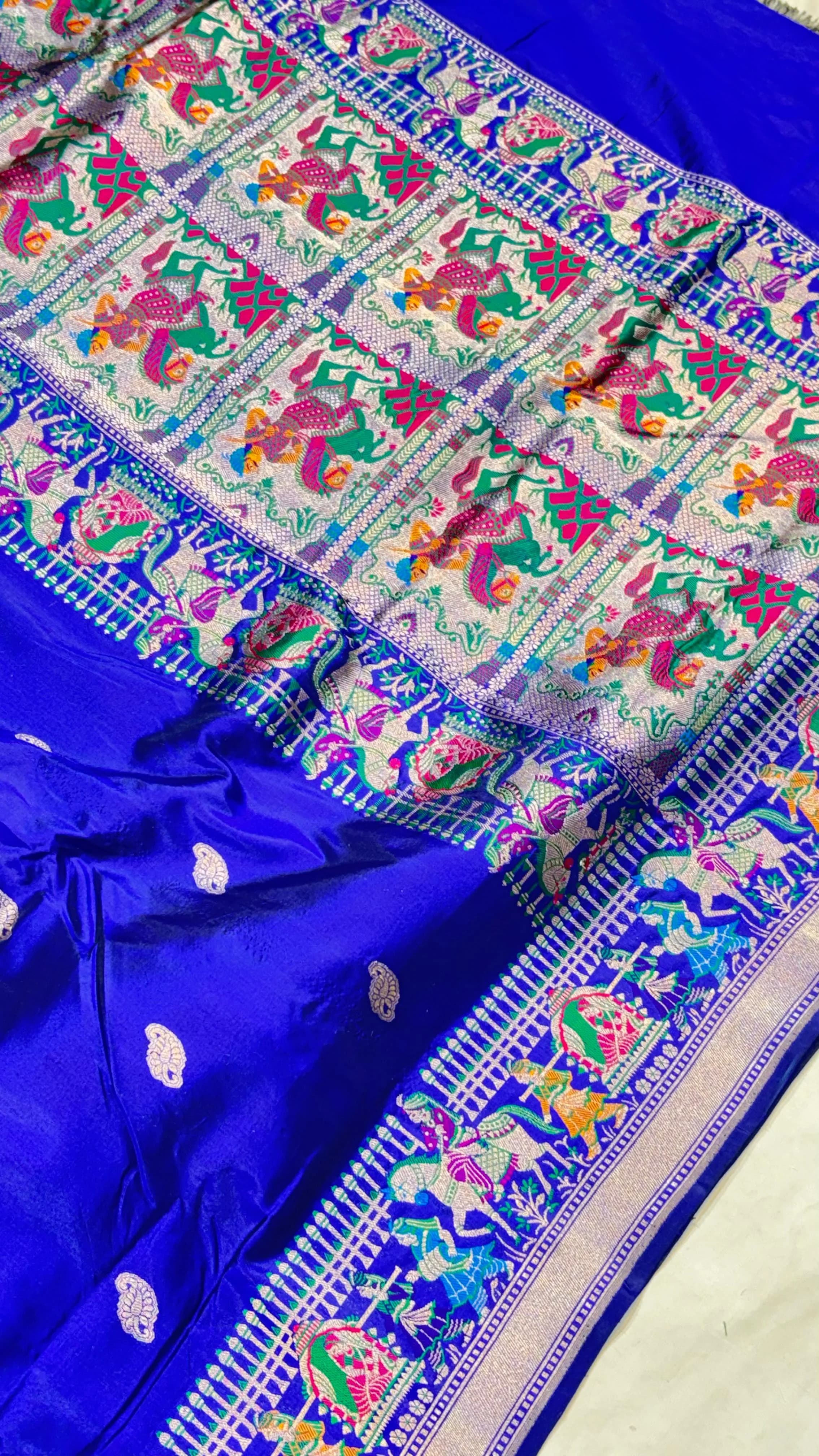 Royal Blue Kadwa Baluchari Silk Saree - View 3