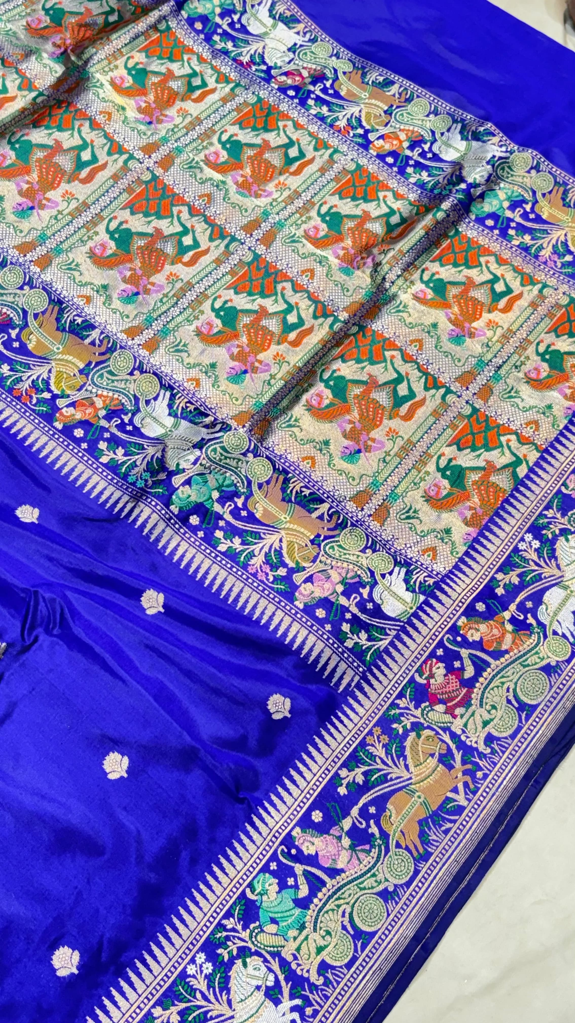 Sapphire Flower Kadwa Baluchari Silk Saree - View 3